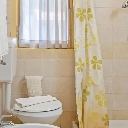 Rustic Holiday In Rosolina With Beach View Appartamento